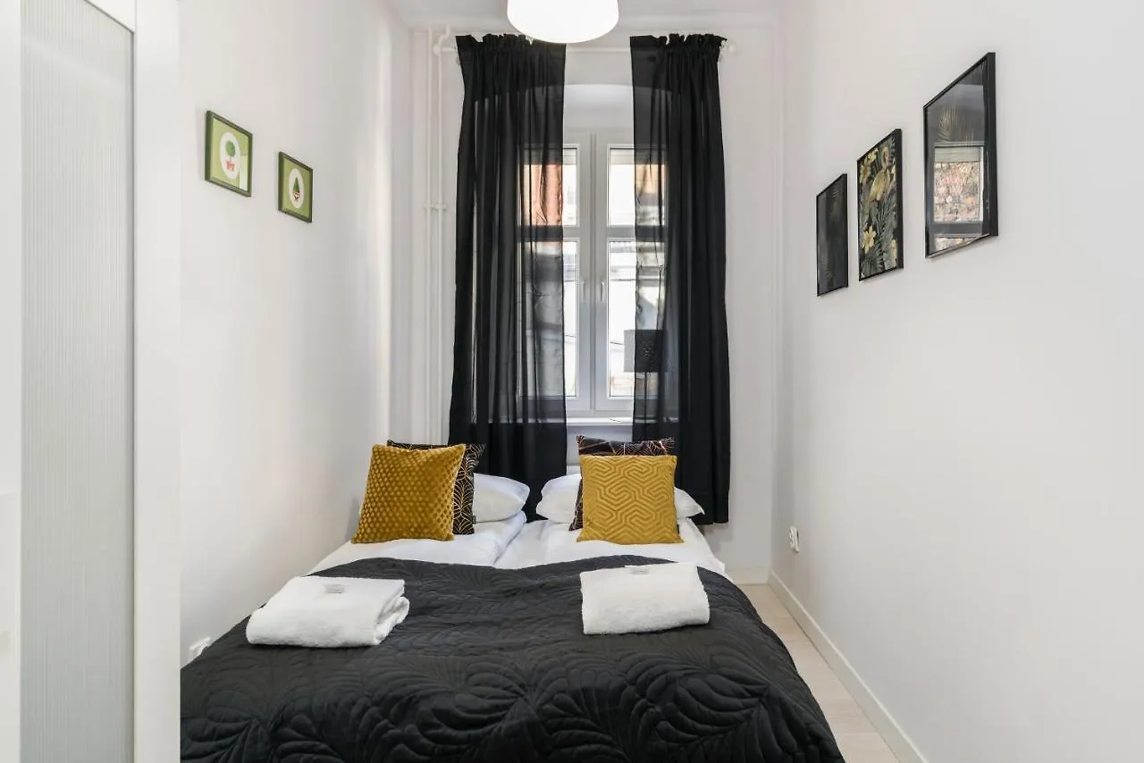 Apartments بوزنان 0*,